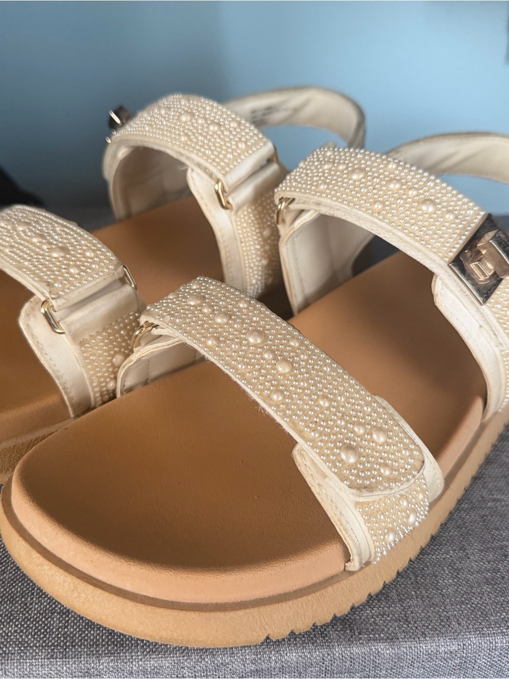 Beaded Pearl Strap Women’s Sandals in Cream